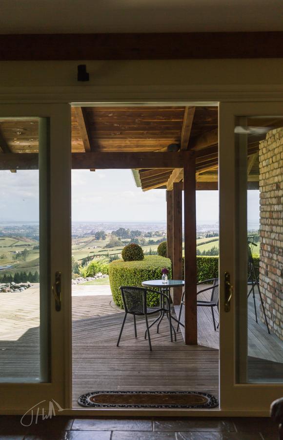 Eagle Ridge Lodge Тауранга Екстер'єр фото
