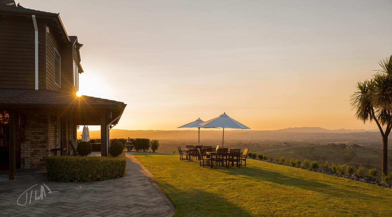 Eagle Ridge Lodge Тауранга Екстер'єр фото